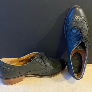 Black Women’s Oxford dress shoe